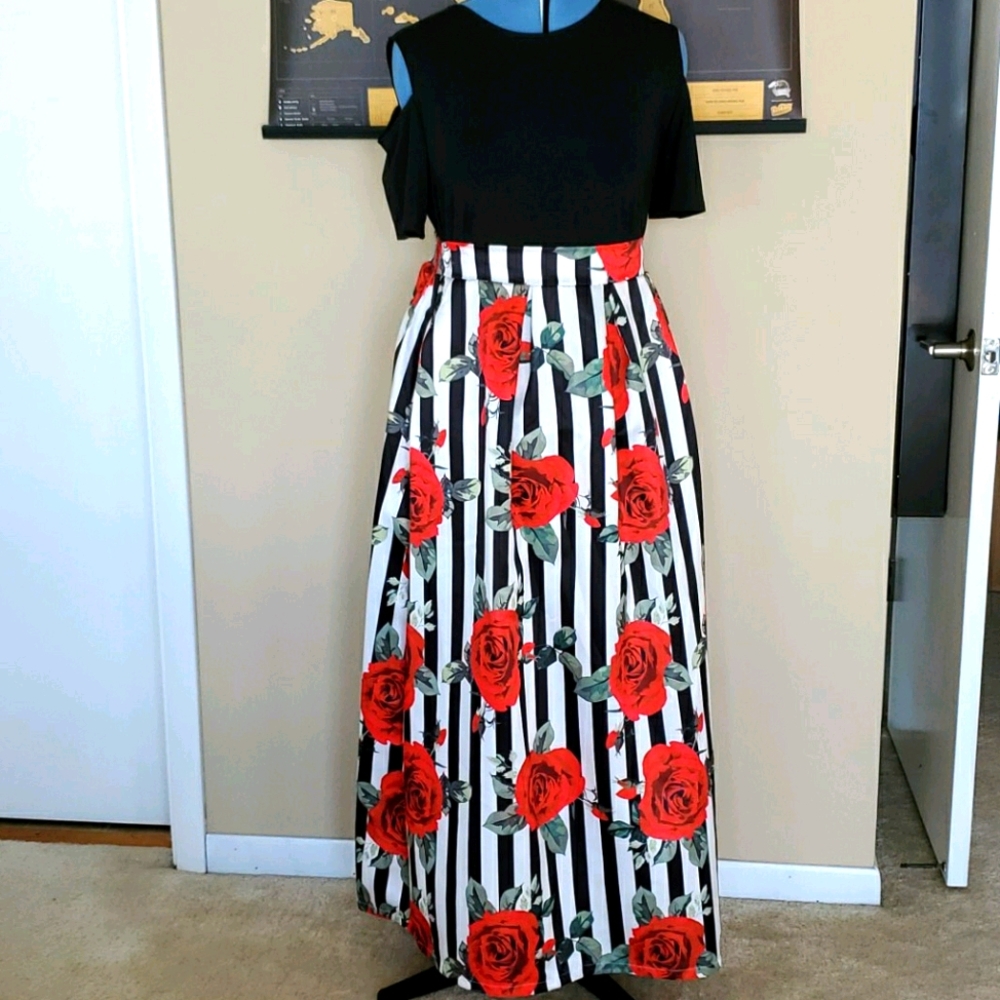 Two pics dress. Beautiful!